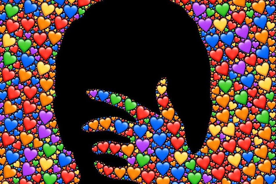 love-7549604_1280-Bild von John Hain auf Pixabay-selbstvergebung-kristin neff selbstmitgefühl-Achtsamkeit-Resilienz-Ichbinwert.de